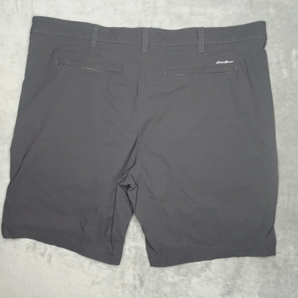 Eddie Bauer Travex Flat Front Shorts Men's 44 Gray - Picture 5 of 9